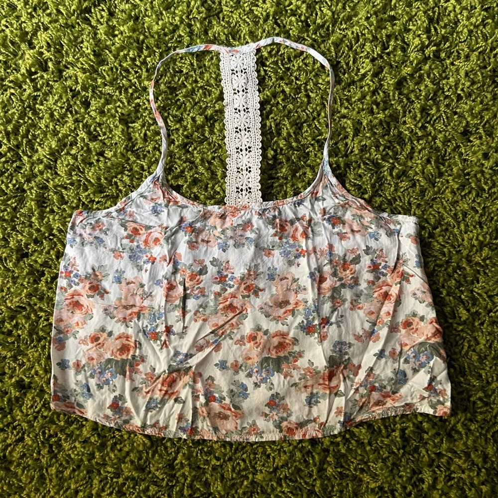 Forever 21 floral cropped summer shirt, medium